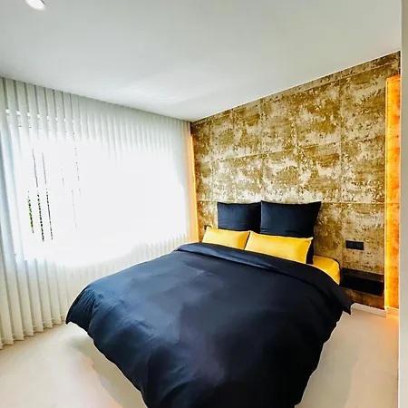 Serenity 1201 * Ostenda