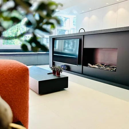 Serenity 1201 * Ostend